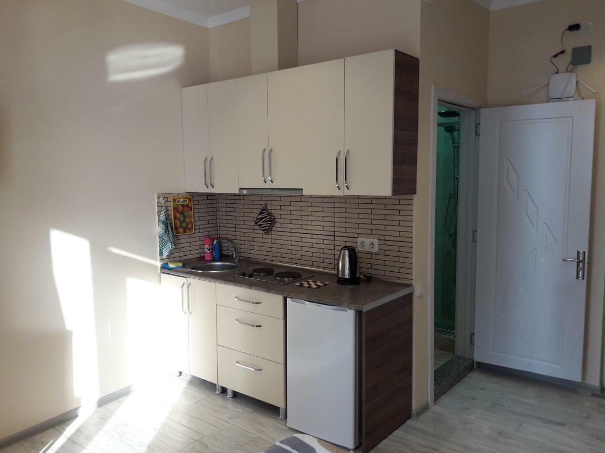 Бежевые Апартаменты Batoumi Extérieur photo